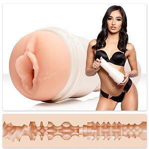 Masturbator Fleshlight Emily Willis Squirt Vagin Realist